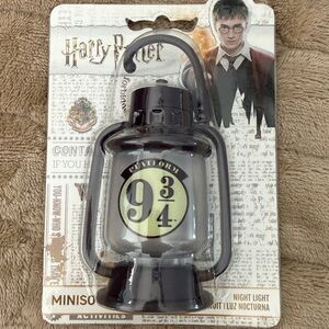 Harry Potter Platform 9 3/4 Night Light